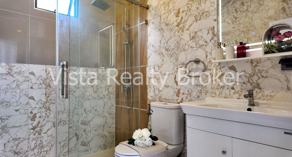 For sale 3 bedrooms villa in Bang Lamung, Chonburi