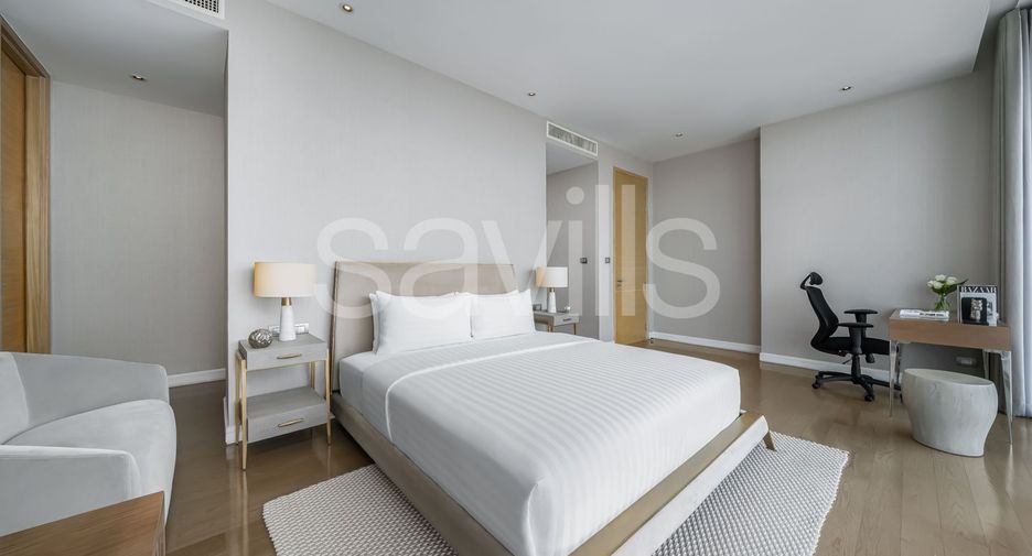 Condo en alquiler de 3 habitaciones en Pathum Wan, Bangkok