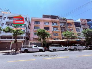 出售 4 卧室 商业空间 在 Bang Kho Laem, 曼谷