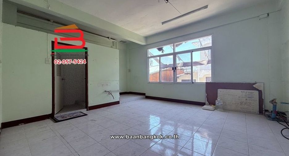 出售 4 卧室 商业空间 在 Bang Kho Laem, 曼谷