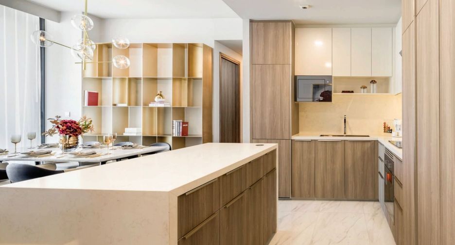 For rent 2 bedrooms condo in Khlong Toei, Bangkok