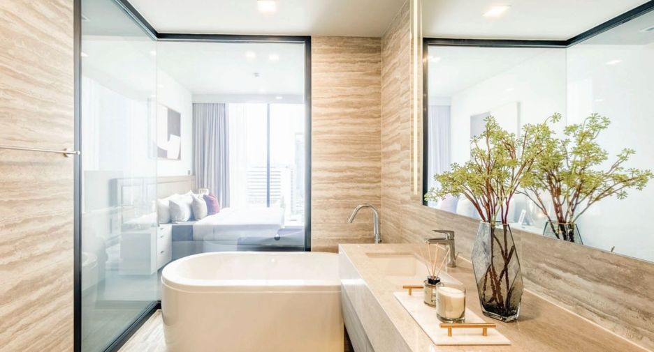 For rent 2 bedrooms condo in Khlong Toei, Bangkok