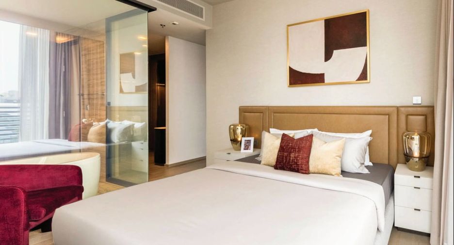 For rent 2 bedrooms condo in Khlong Toei, Bangkok