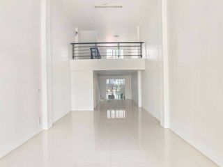 出售 2 卧室 商业空间 在 Mueang Chanthaburi, Chanthaburi