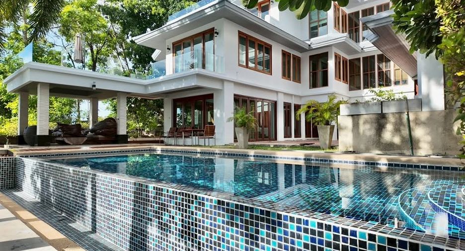 出售 5 卧室 别墅 在 Bang Lamung, Chon Buri