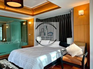 Villa en venta de 5 habitaciones en Bang Lamung, Chonburi