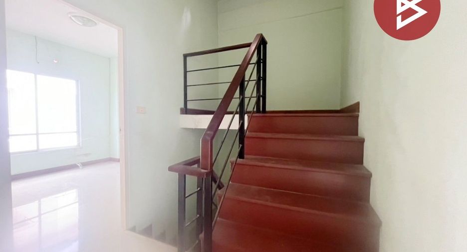 For sale studio townhouse in Krathum Baen, Samut Sakhon
