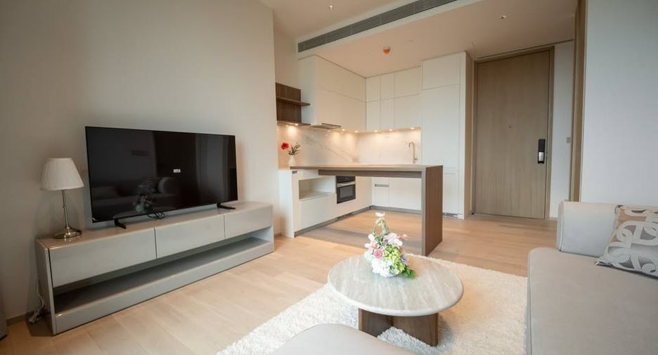 For rent 1 bed condo in Sathon, Bangkok