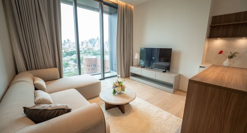 For rent 1 bed condo in Sathon, Bangkok