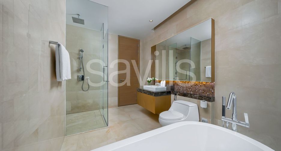 Wohnung zur Miete mit 3 Zimmer in Pathum Wan, Bangkok
