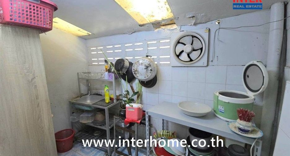 For sale 3 bedrooms retail Space in Bang Lamung, Chonburi