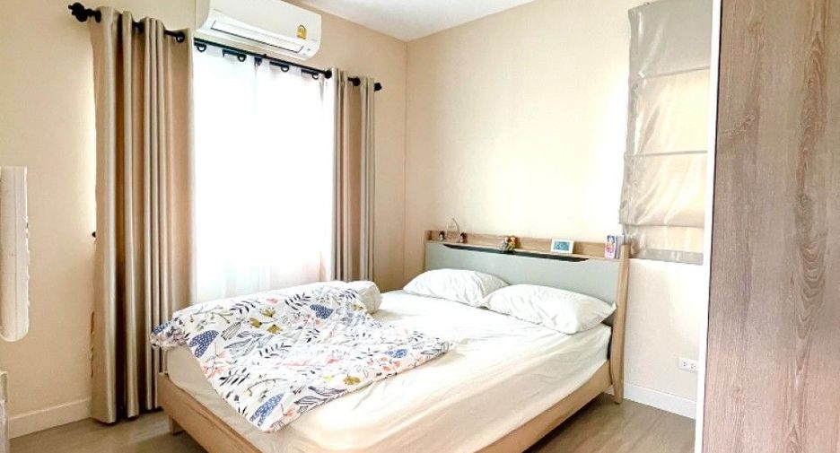 Casa adosada en venta de 3 habitaciones en Mueang Samut Sakhon, Samut Sakhon