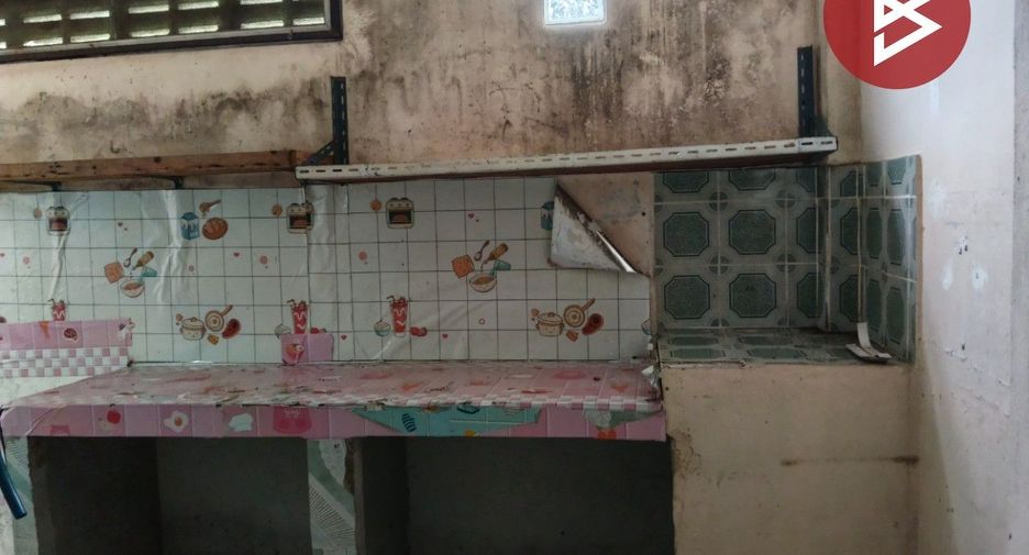 Reihenhaus zum Kauf mit 1 Zimmer in Nong Chok, Bangkok