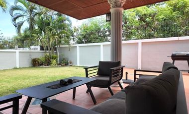 For sale 4 bedrooms house in Jomtien, Pattaya
