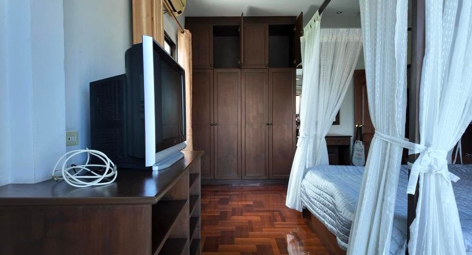 Haus zum Kauf mit 4 Zimmer in Jomtien, Pattaya