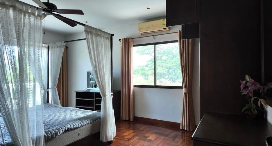 Haus zum Kauf mit 4 Zimmer in Jomtien, Pattaya