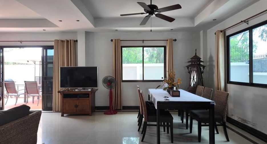 Haus zum Kauf mit 4 Zimmer in Jomtien, Pattaya