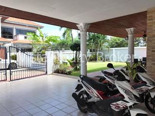 À vendre 4 chambres maison à Bang Lamung, Chonburi