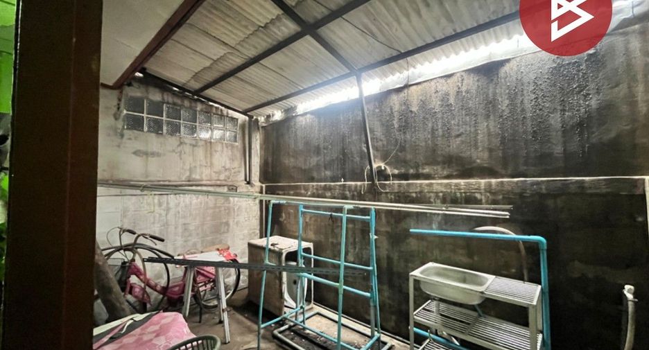 For sale 1 bed townhouse in Sam Phran, Nakhon Pathom