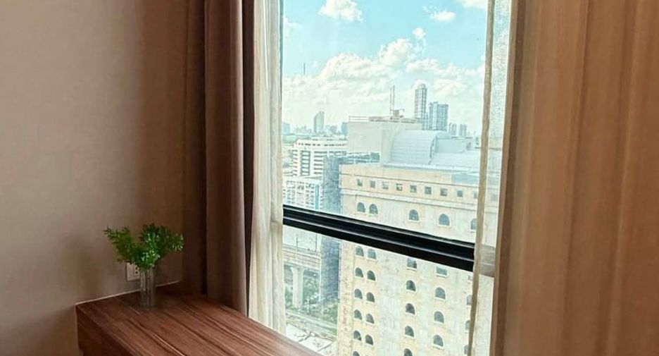 For rent 1 bed condo in Watthana, Bangkok