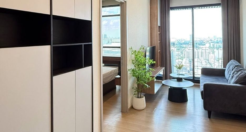 For rent 1 bed condo in Watthana, Bangkok