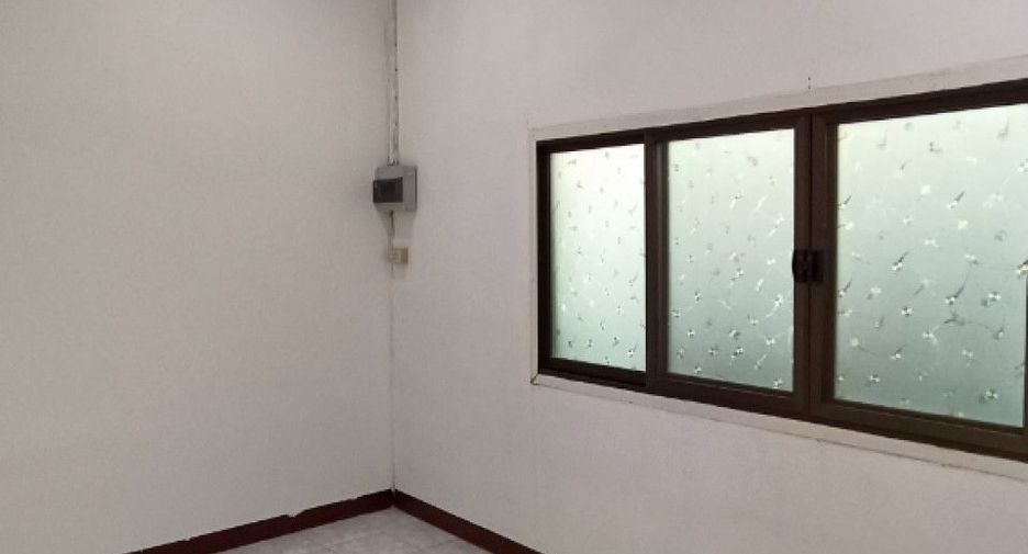 À vendre 2 chambres maison à Mueang Samut Prakan, Samut Prakan