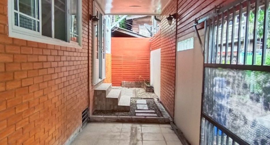 À vendre 2 chambres maison à Mueang Samut Prakan, Samut Prakan
