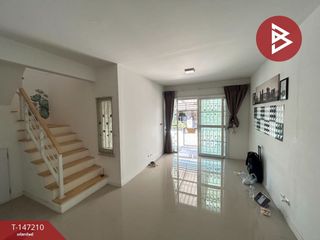 Casa adosada en venta de 3 habitaciones en Mueang Samut Sakhon, Samut Sakhon