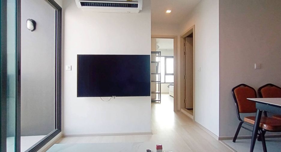 For rent 2 bedrooms condo in Pathum Wan, Bangkok