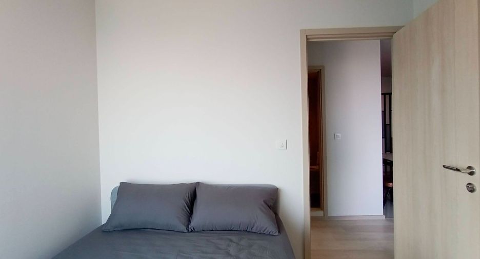 For rent 2 bedrooms condo in Pathum Wan, Bangkok