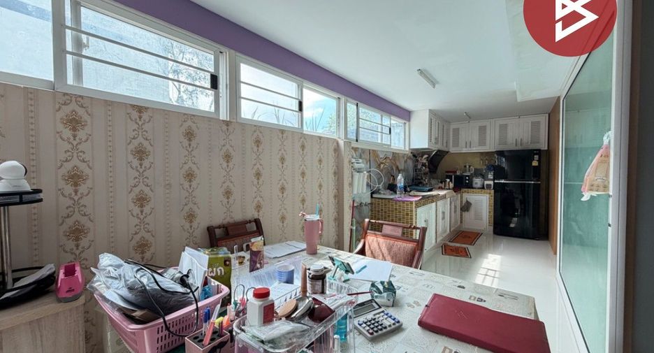 For sale 3 ベッドルーム house in Khlong Sam Wa, Bangkok