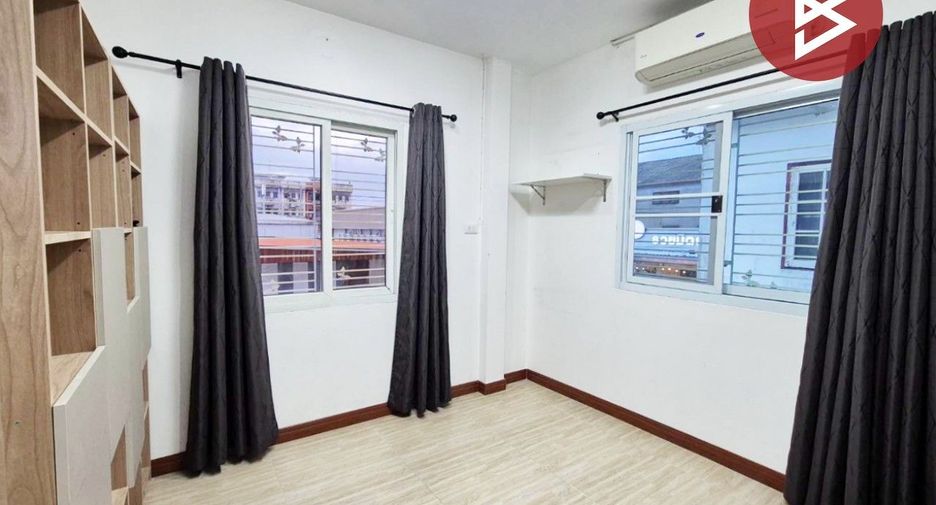 出售 3 卧室 联排别墅 在 Mueang Nonthaburi, Nonthaburi