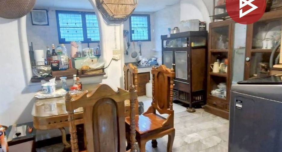 À vendre 3 chambres maison de ville à Sai Mai, Bangkok