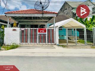 For sale 2 bedrooms townhouse in Prawet, Bangkok