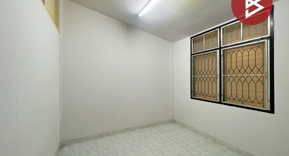 For sale 2 bedrooms townhouse in Prawet, Bangkok
