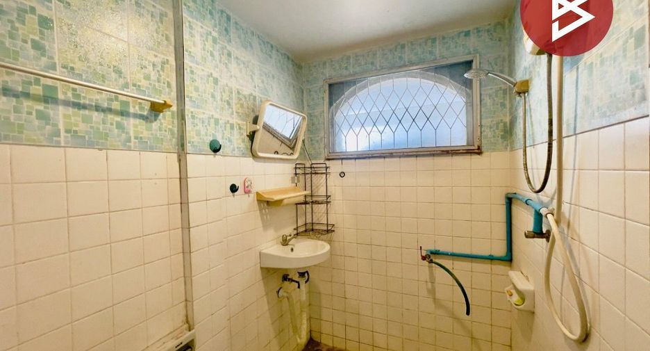 For sale 2 bedrooms townhouse in Prawet, Bangkok