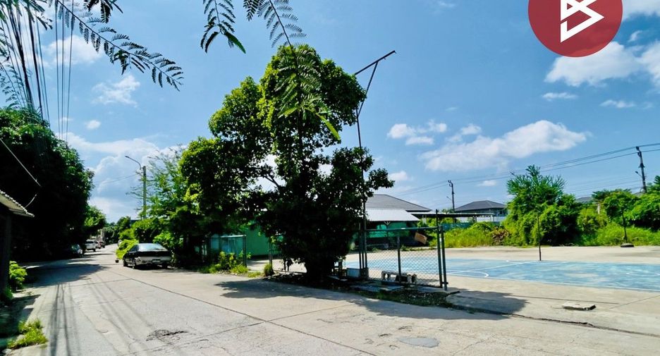 For sale 2 bedrooms townhouse in Prawet, Bangkok