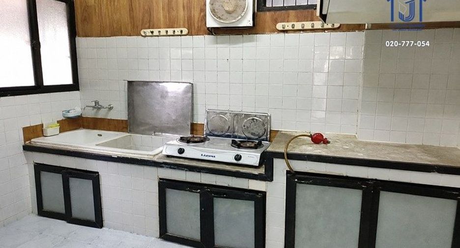 出售 4 卧室 商业空间 在 Bang Kho Laem, 曼谷