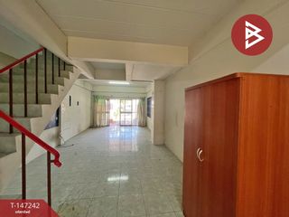 Продажа 2 спальни таунхаус в Mueang Chon Buri, Чонбури