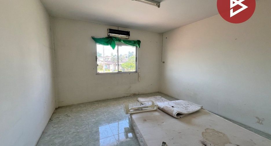 For sale 2 bedrooms townhouse in Mueang Chon Buri, Chonburi