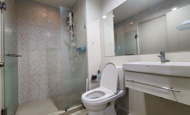 For rent and for sale 1 bed condo in Khlong Toei, Bangkok