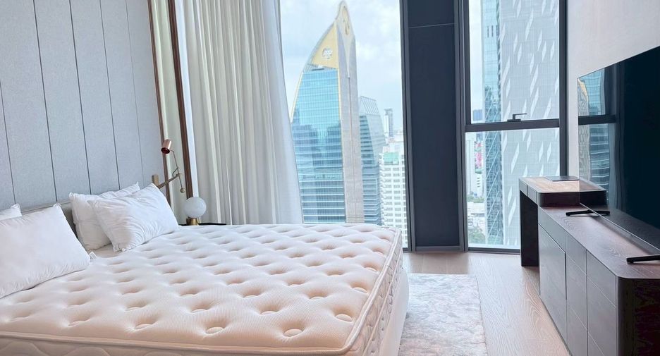 For rent 1 bed condo in Pathum Wan, Bangkok