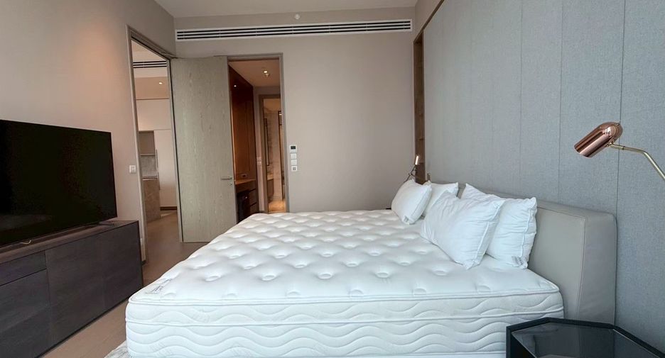 For rent 1 bed condo in Pathum Wan, Bangkok