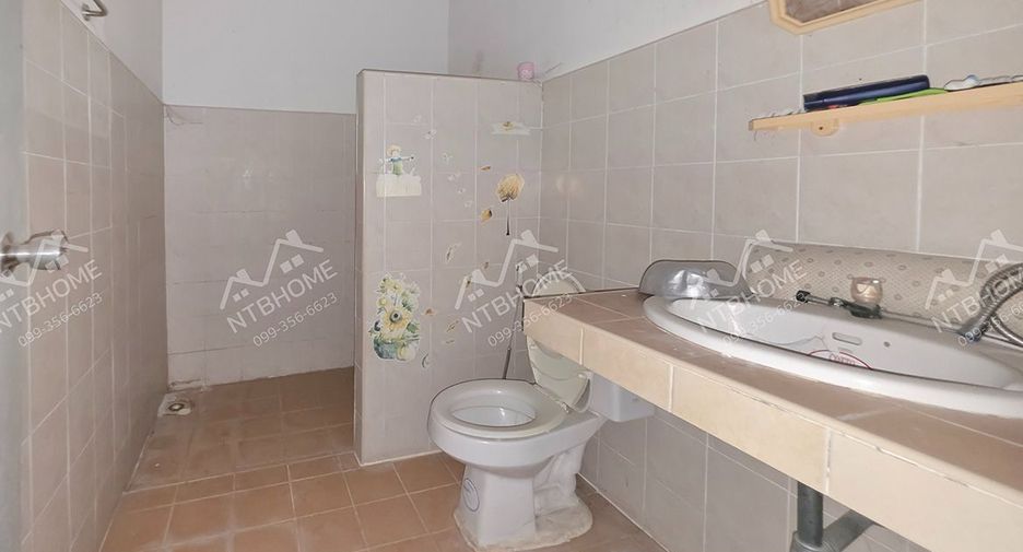 Gewerbefläche zur Miete und zum Kauf mit 3 Zimmer in Bang Bua Thong, Nonthaburi