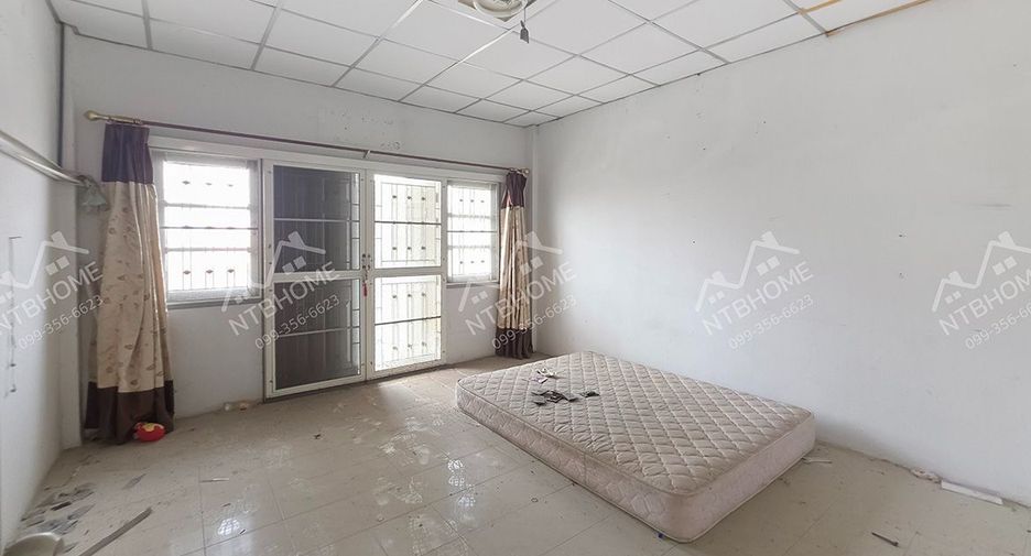 Gewerbefläche zur Miete und zum Kauf mit 3 Zimmer in Bang Bua Thong, Nonthaburi