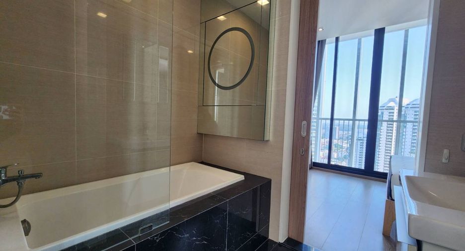 For rent and for sale 2 bedrooms condo in Khlong Toei, Bangkok