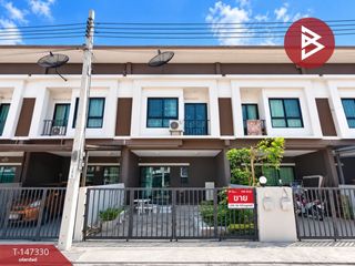 À vendre 4 chambres maison de ville à Bang Phli, Samut Prakan