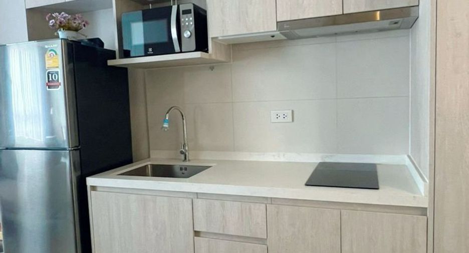 Wohnung zum Kauf mit 1 Zimmer in Si Racha, Chonburi