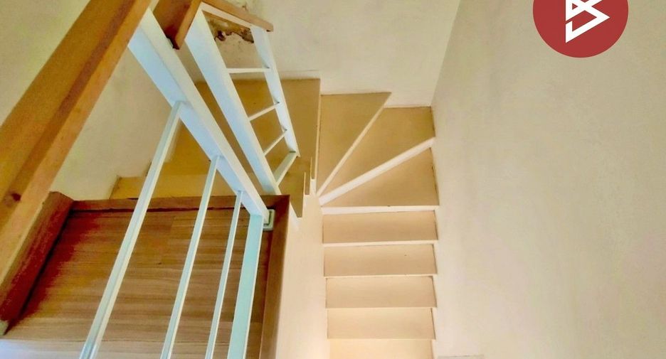 For sale 3 bedrooms townhouse in Mueang Pathum Thani, Pathum Thani