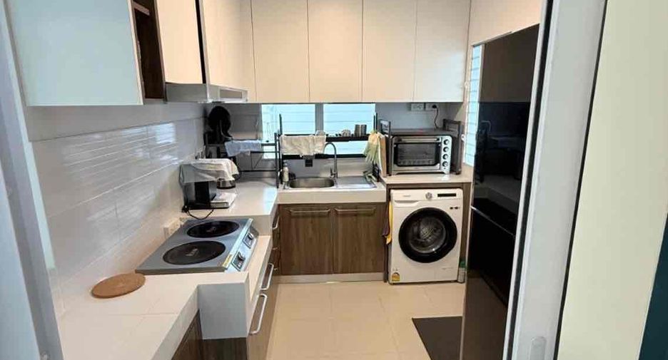 Haus zur Miete mit 3 Zimmer in Bang Phli, Samut Prakan